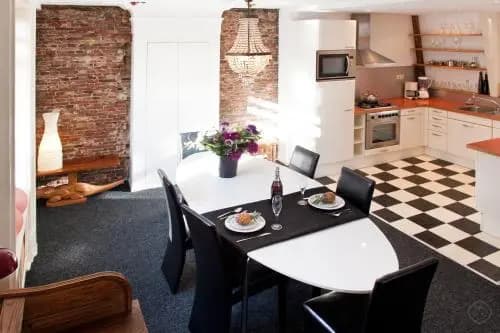 Canal Holiday Apartment - photo 19