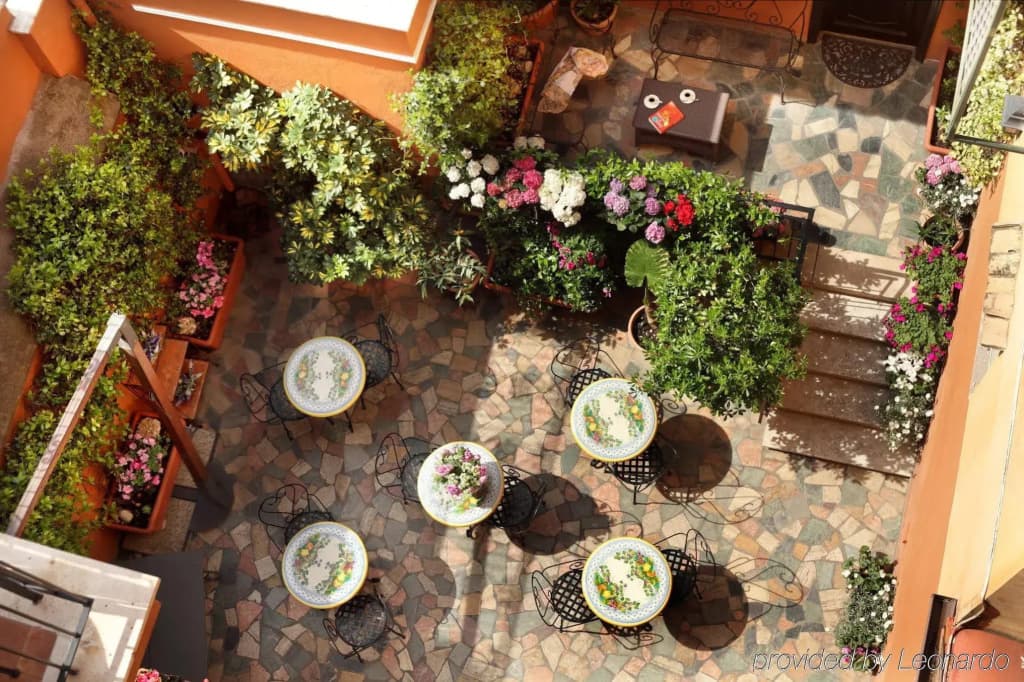 Hotel Modigliani - photo 16