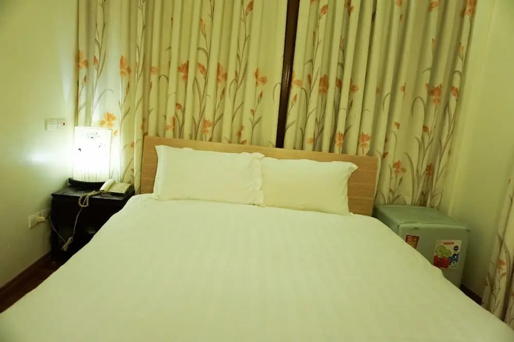 Thanh Lich Hotel - photo 6