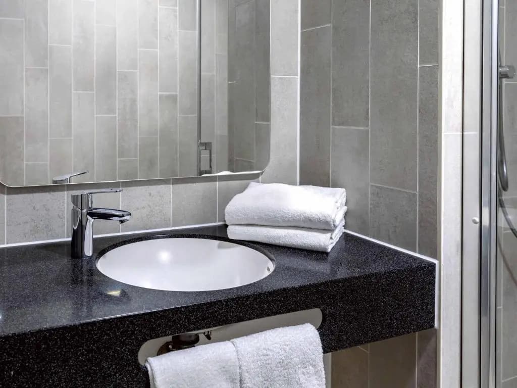 B&B Hotel Berlin Airport-Nord - photo 22