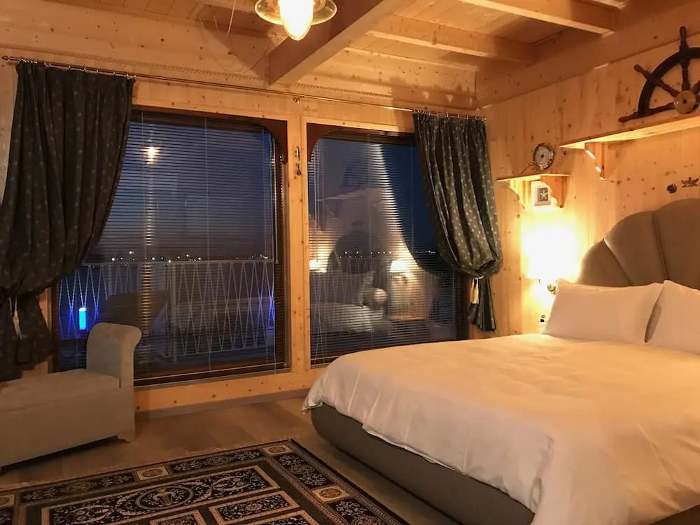 Oasis Golden Lagoon Chalet - photo 2