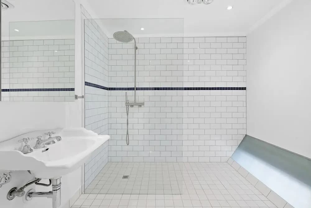 HELENA, 2BDR Fitzroy House - photo 6