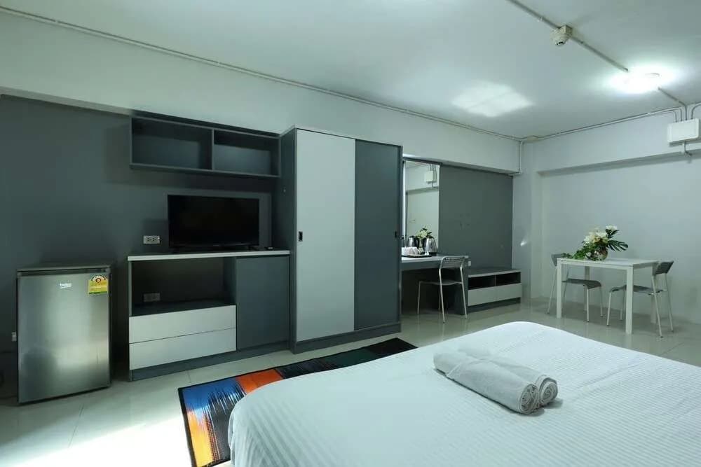 The trust ville - photo 2