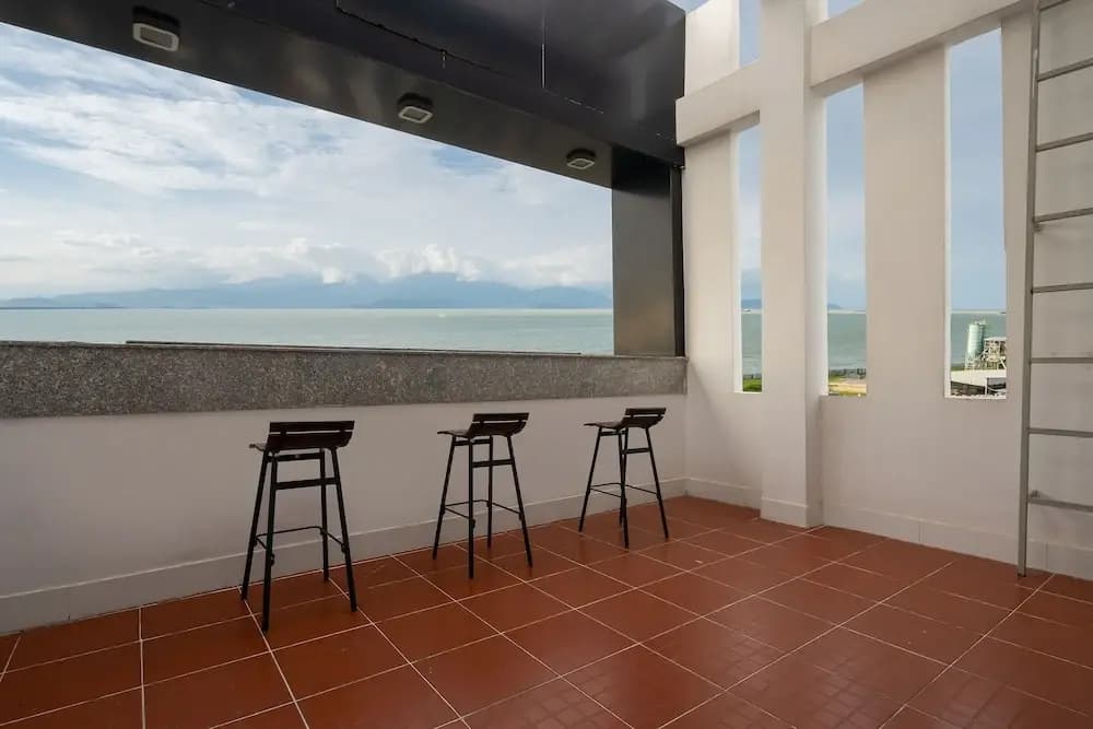 Brody Beach Hotel - photo 8