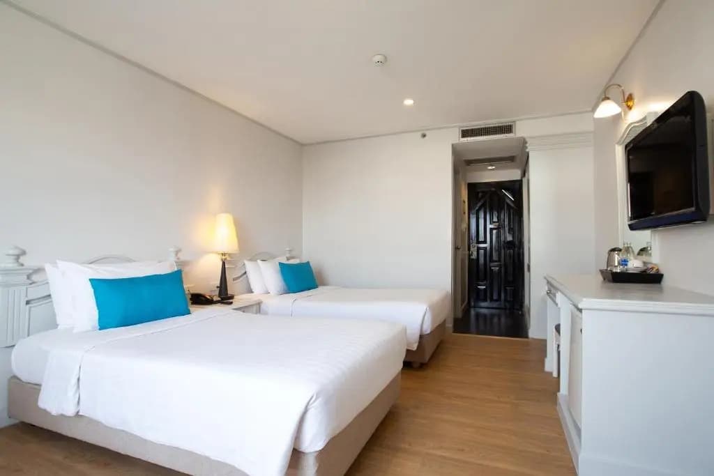 CH Hotel - photo 42