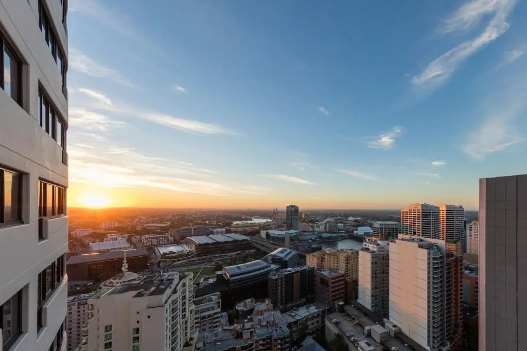 Meriton Suites Kent Street, Sydney - photo 34