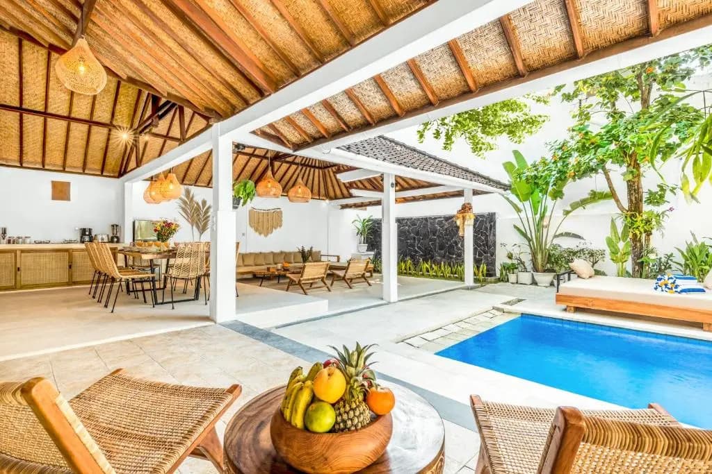 Villa Barcelona - Private 5 BDR Villa in Seminyak, Best Location, large Pool & Garden - photo 3