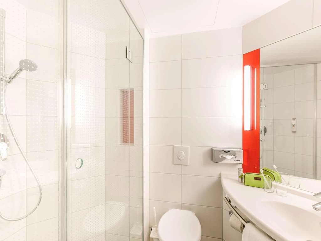 ibis Berlin Hauptbahnhof - photo 21
