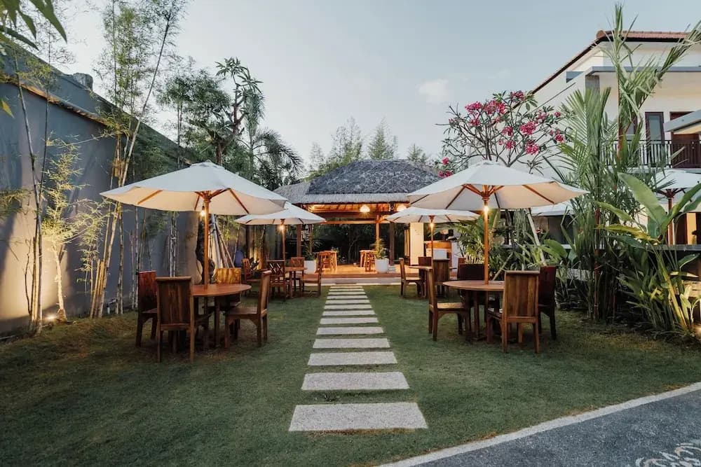 You Suite Seminyak - photo 18