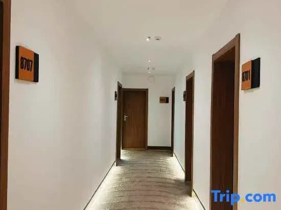 M.Y Business Hotel - photo 1