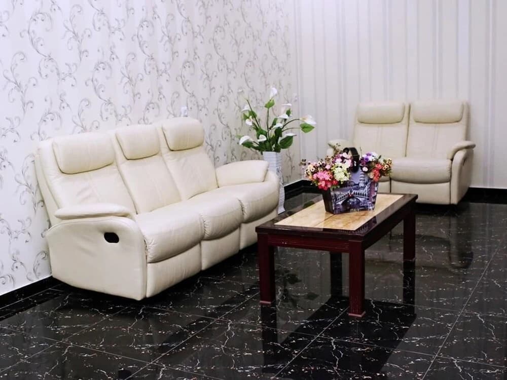 Hotel Luxinn - photo 10