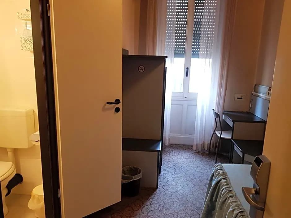 Hotel Ada - photo 6