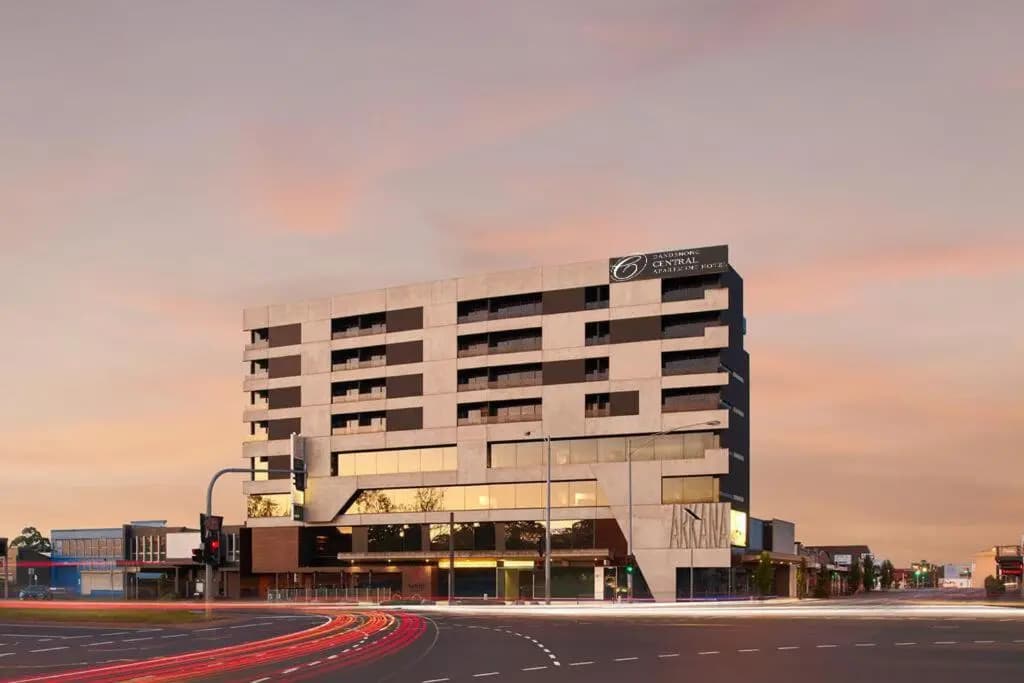 Melbourne Dandenong Central Apartment - photo 1