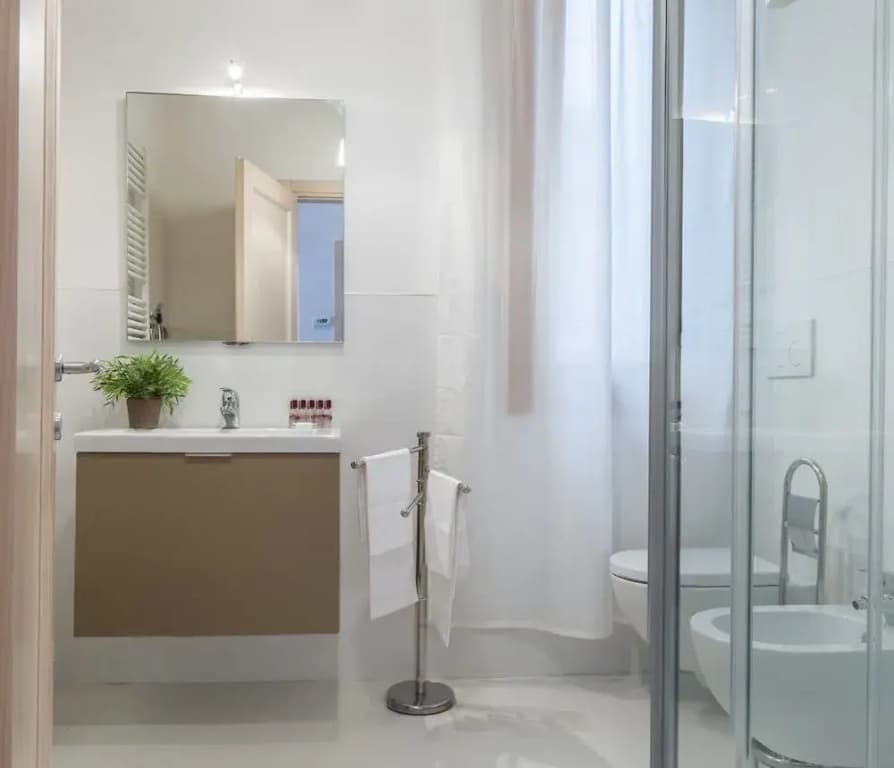 Accademia Charm Apartments - photo 8