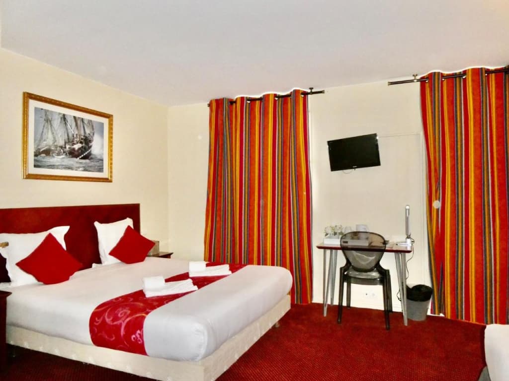 Bellevue Paris Montmartre Hotel - photo 39