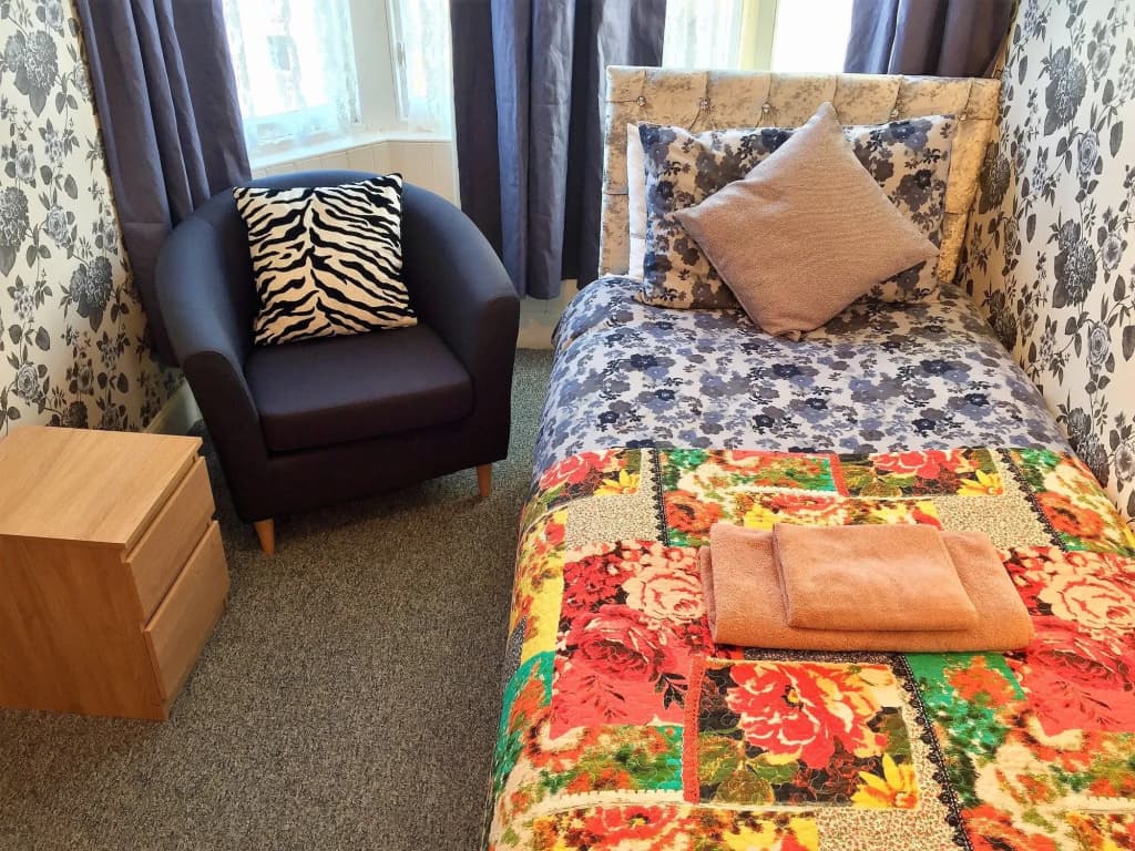 16 Pilrig Guest House - photo 2