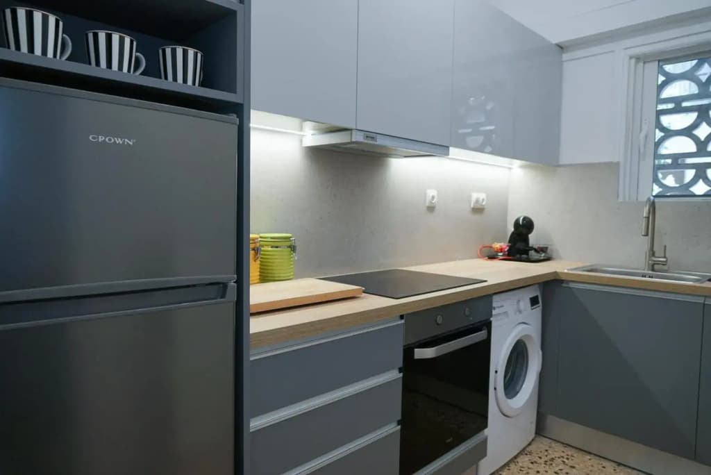 Modern studio apartment very close to city centre - photo 12