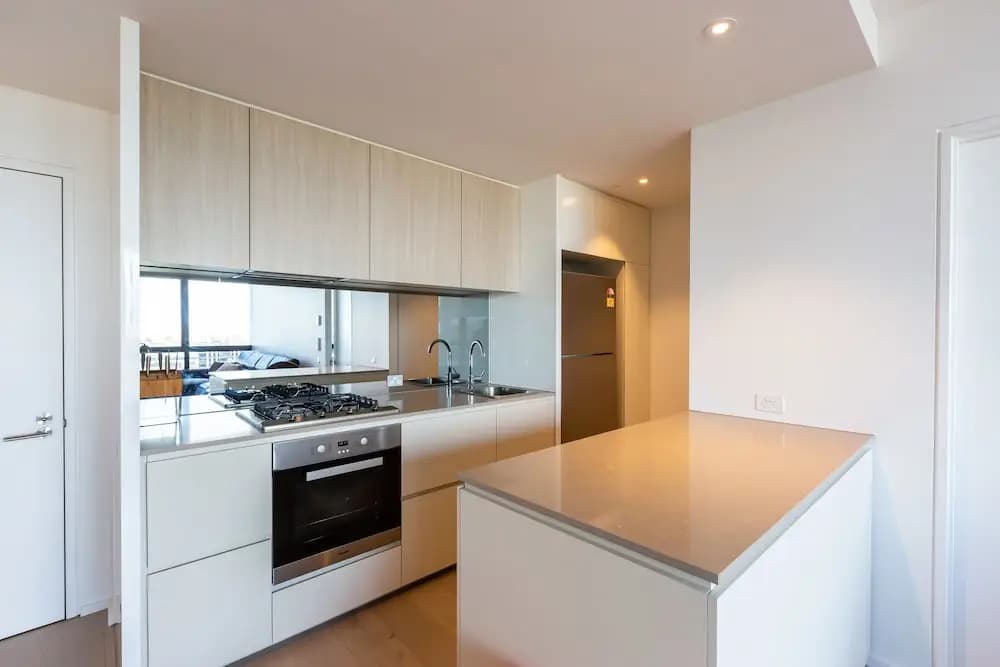 Sabrina, 2BDR Docklands Apartment - photo 8