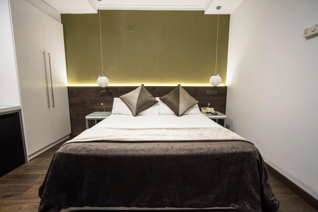 Hotel Moderno Barcelona - photo 3