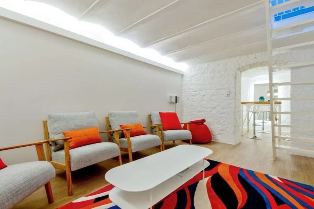 Cozy Flat in the 13th District for 6 People - photo 8