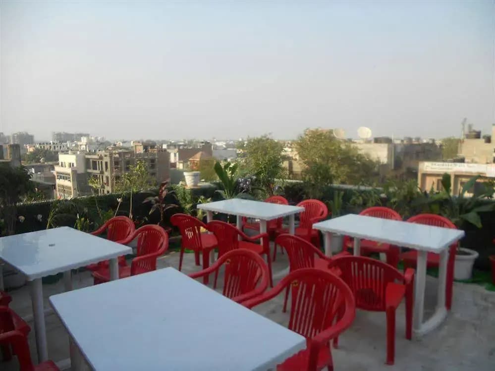 Hotel Ashoka International - photo 10