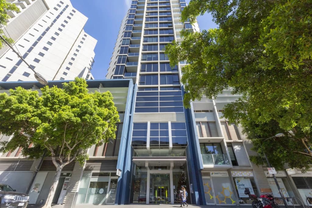 Apartments Melbourne Domain - New Quay Docklands - main photo