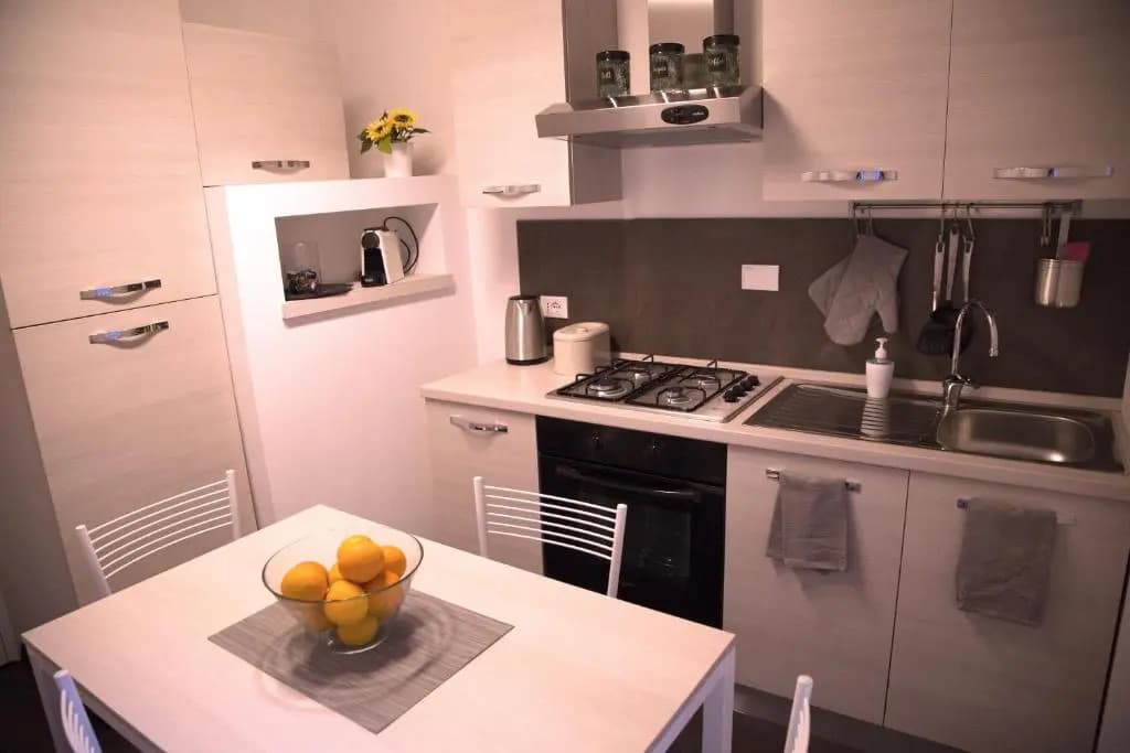 H-Aviva Giubbonari Apartment - photo 18