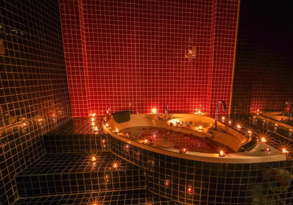 Golden Hotel - photo 13
