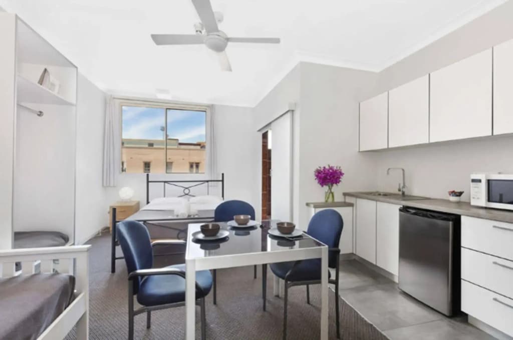 Manly Beachside Apartments - photo 12
