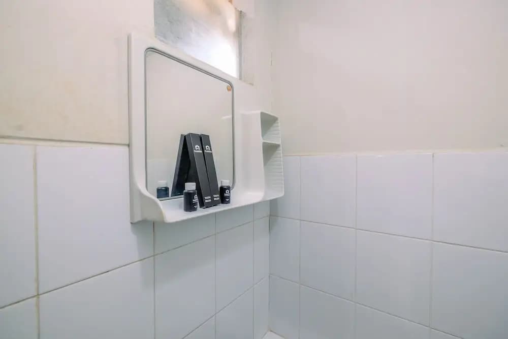 Minimalist and Cozy 2BR Apartment at Kalibata City Residence - photo 9
