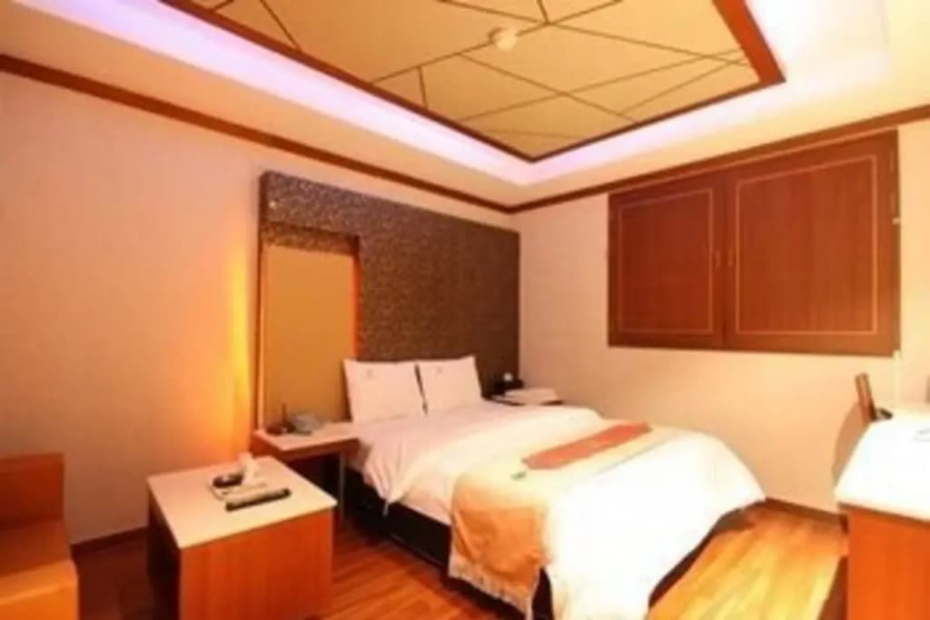 Seocho js hotel - photo 2
