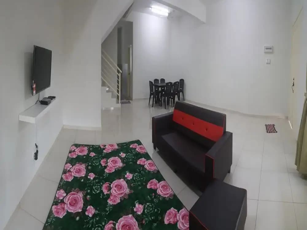 Homestay Ainizie Melaka - photo 7