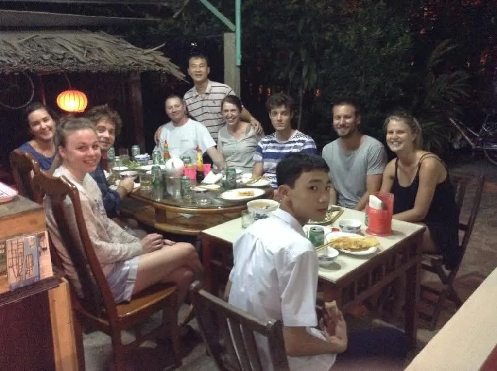 Lakeside Homestay - photo 10