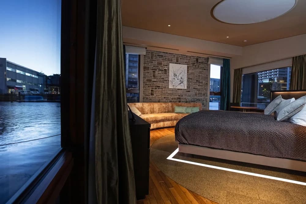 PETALS TOKYO - Floating Hotel - photo 5