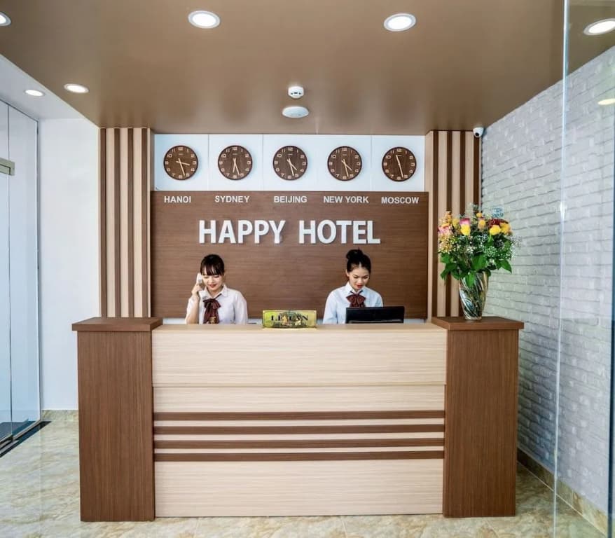 Happy Hotel - photo 18