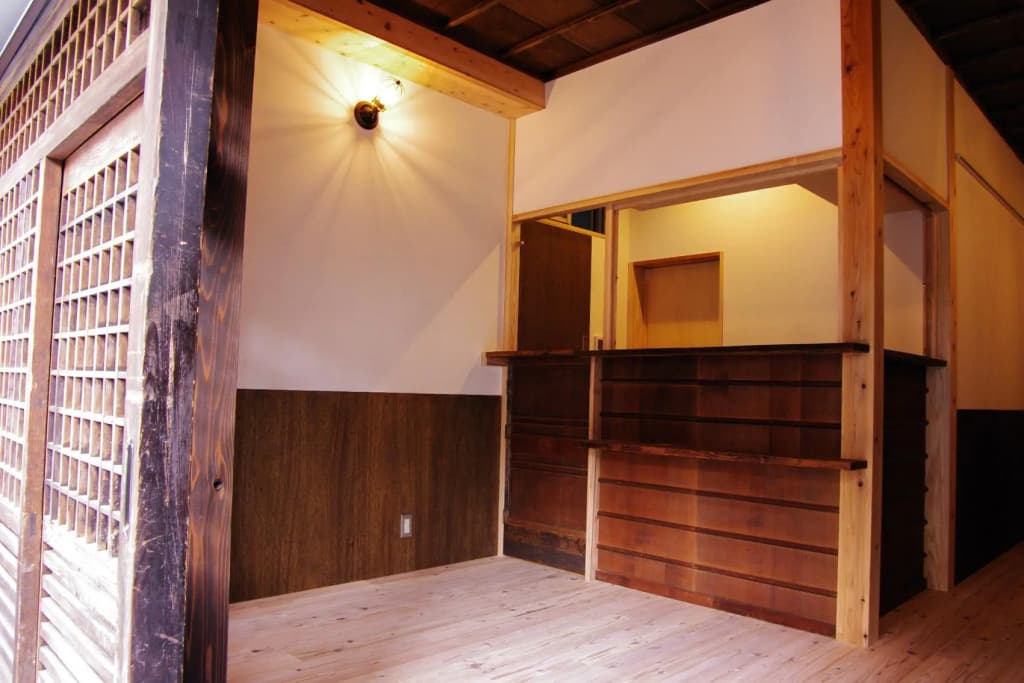 Poly Hostel 2 Namba - photo 16