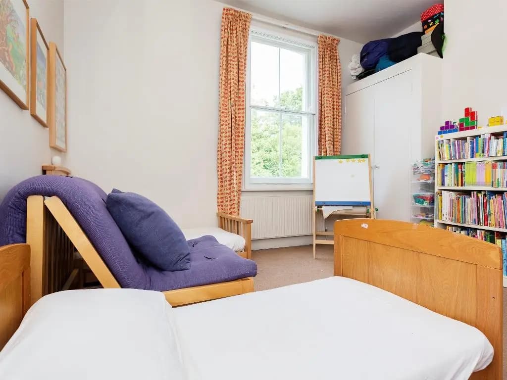 Veeve  5 Bed House Burghley Road Tufnell Park - photo 2
