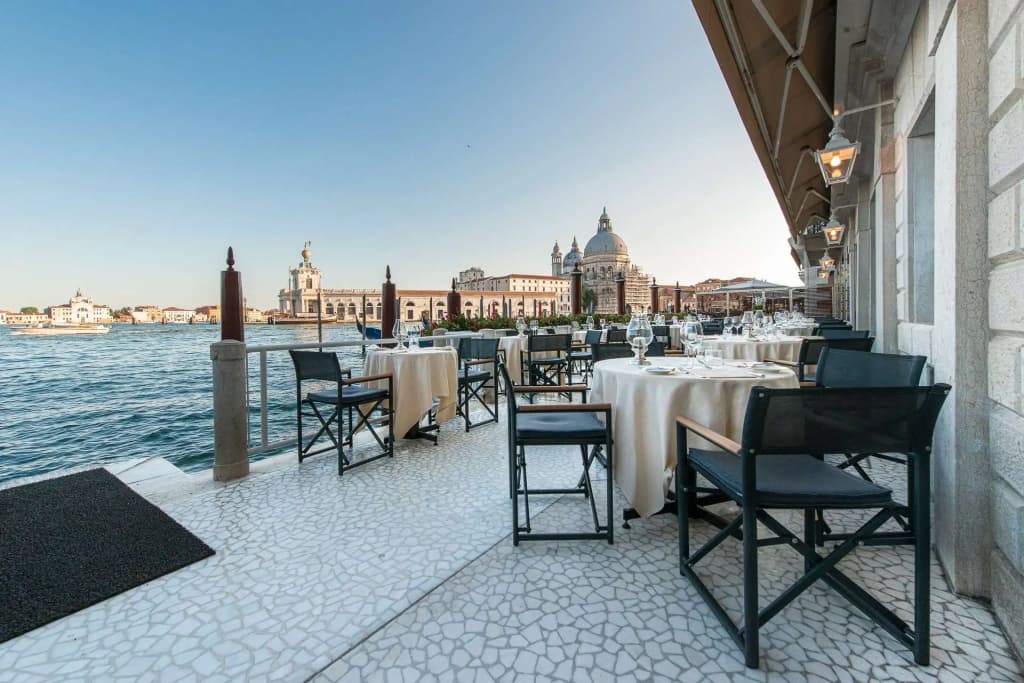 Hotel Monaco & Grand Canal - photo 24