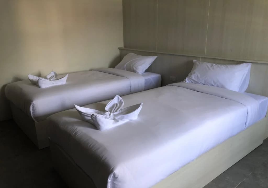 F Plus F Hostel - photo 5
