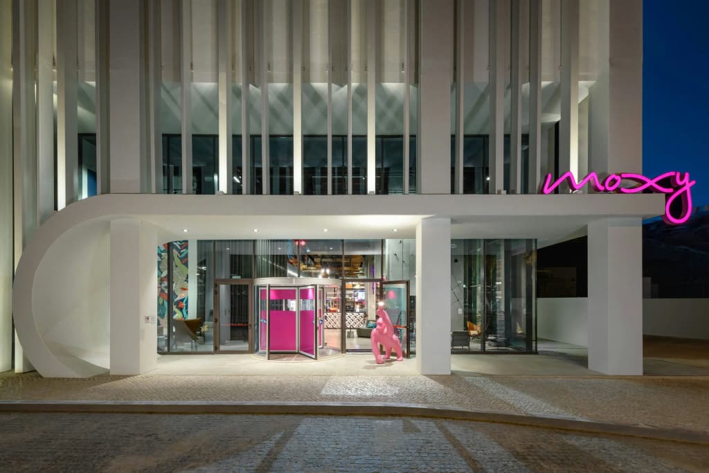 Moxy Lisboa Oriente - photo 15