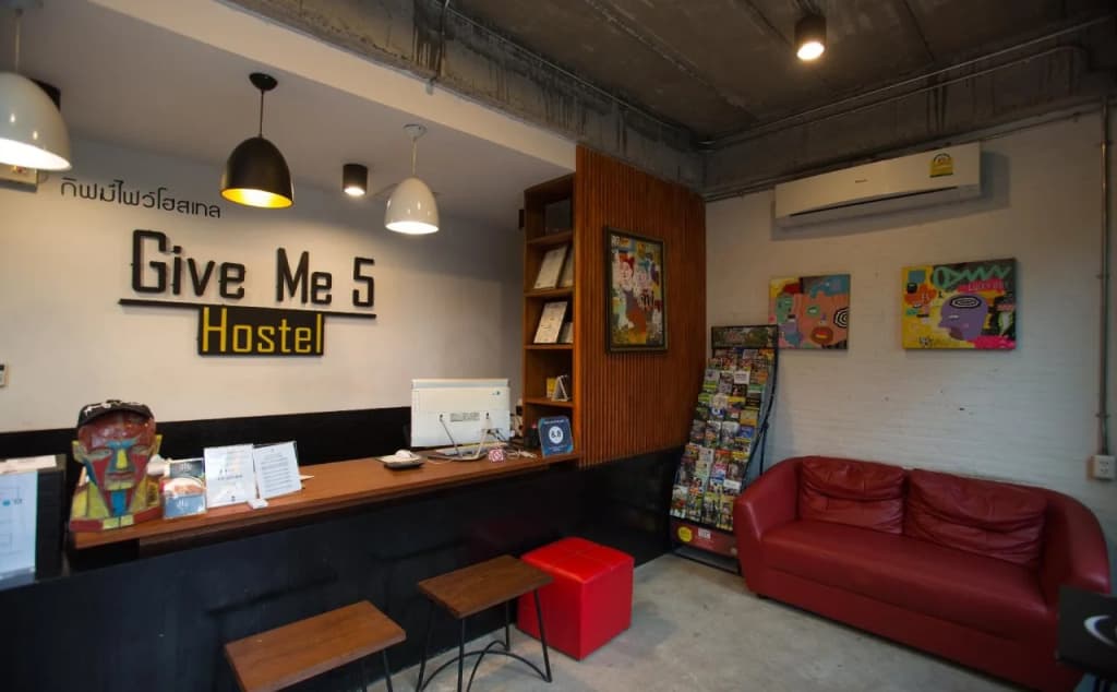Give Me 5 Hostel - photo 21