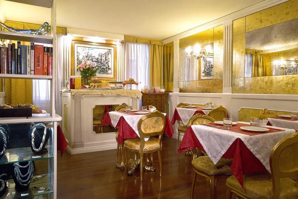 Hotel Noemi - photo 25