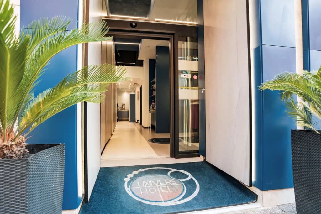 Hotel Univers - photo 17