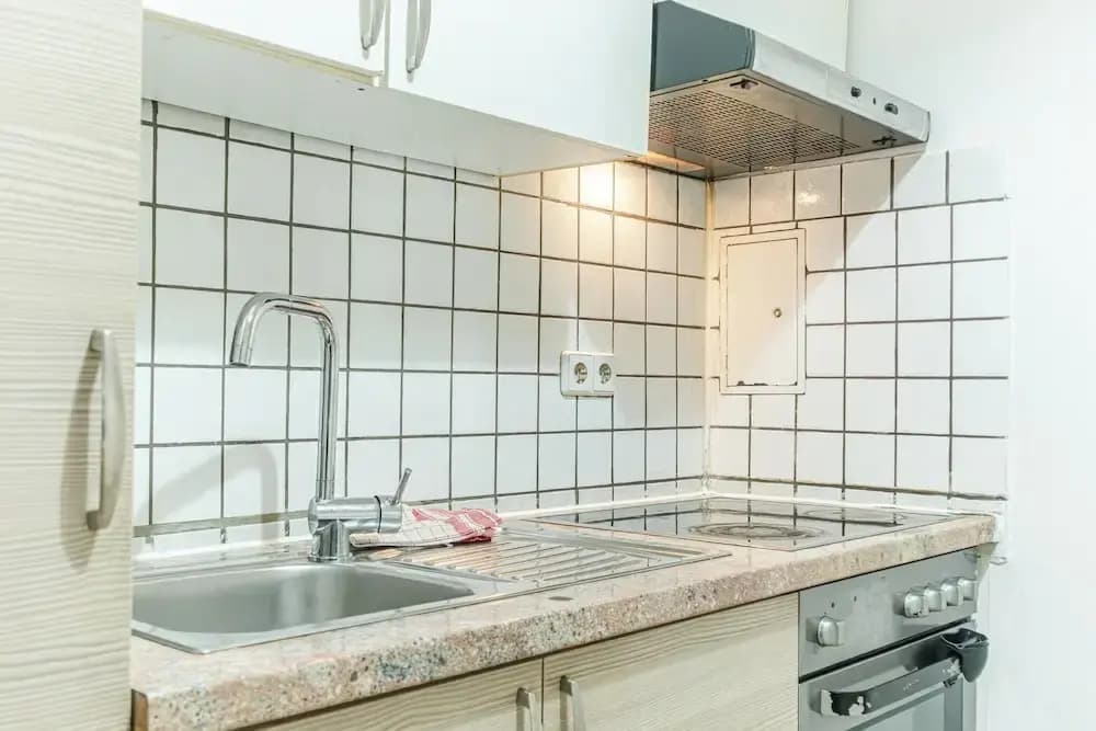 2BR Apt With King Beds Long Stay - photo 6