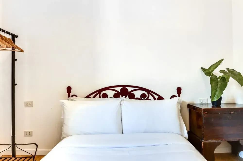 Nice and Bright 2 bed Flat Near Termini - photo 4