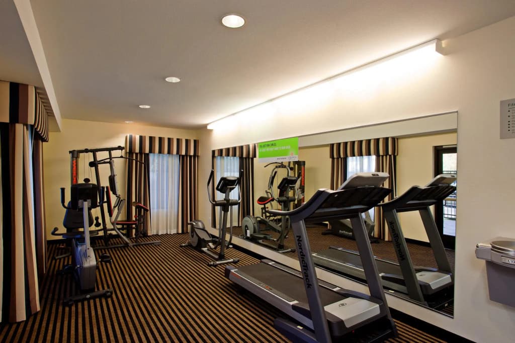 Alexandra Hotel - photo 20