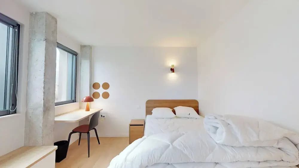 Room 1211 in a Premium Residence- Sport/laundry - photo 4