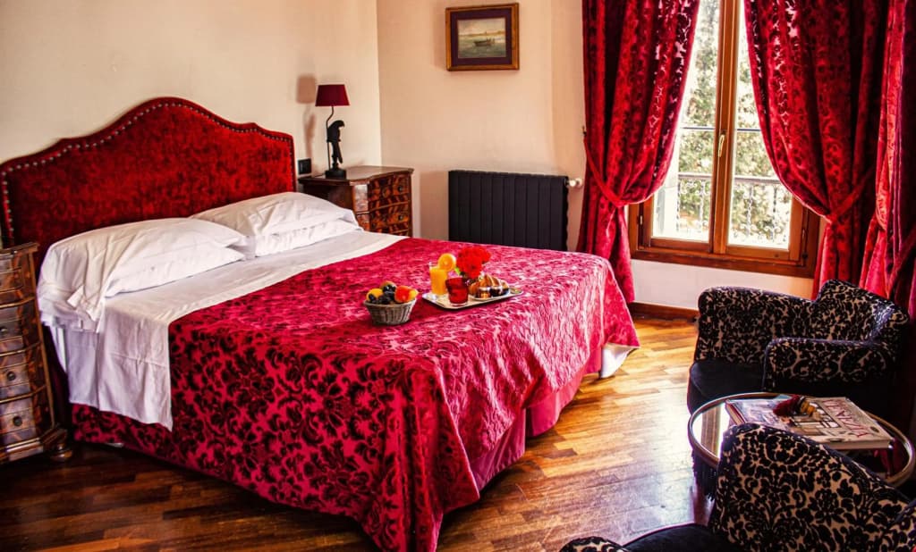 Hotel La Calcina - photo 1