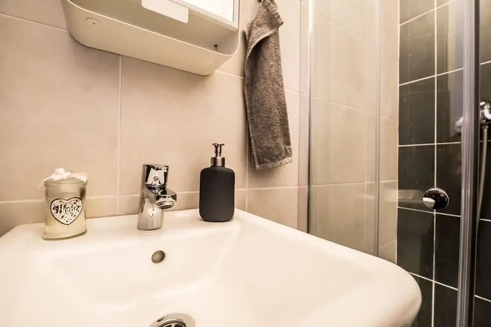 S17- Modern& Quality Apartments - photo 12