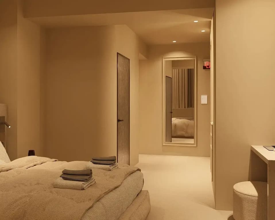 F ZEEN ATHENS – Adults Only - photo 3